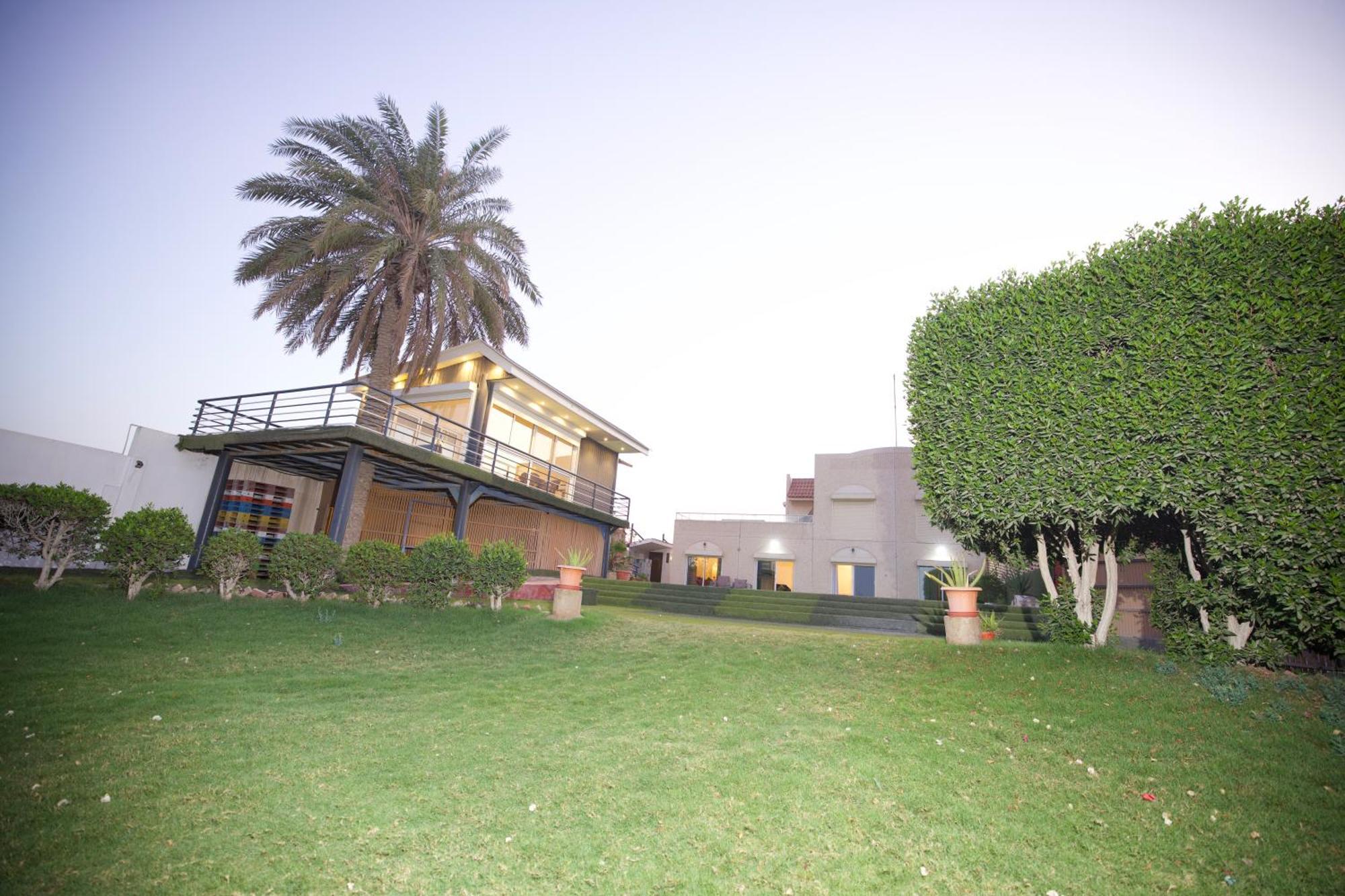 Palm Beach Resort Half Moon Bay Exterior photo